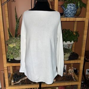 Tommy Bahama White Boatneck Ribbed long sleeved sweater